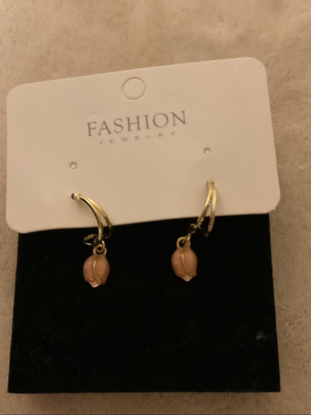 Fashion Jewelry Gold Hoop Earrings with Peach Flower Charms